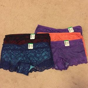 New Direction hipster size large NWT